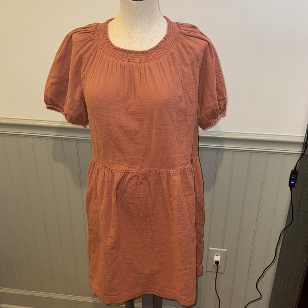 Universal Thread dark blush Mini Dress size Medium with‎ pockets